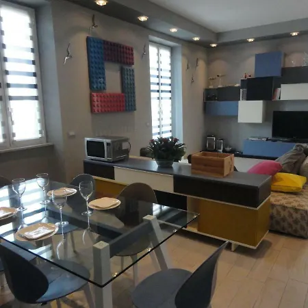Sapore Di Mare Apartment *
